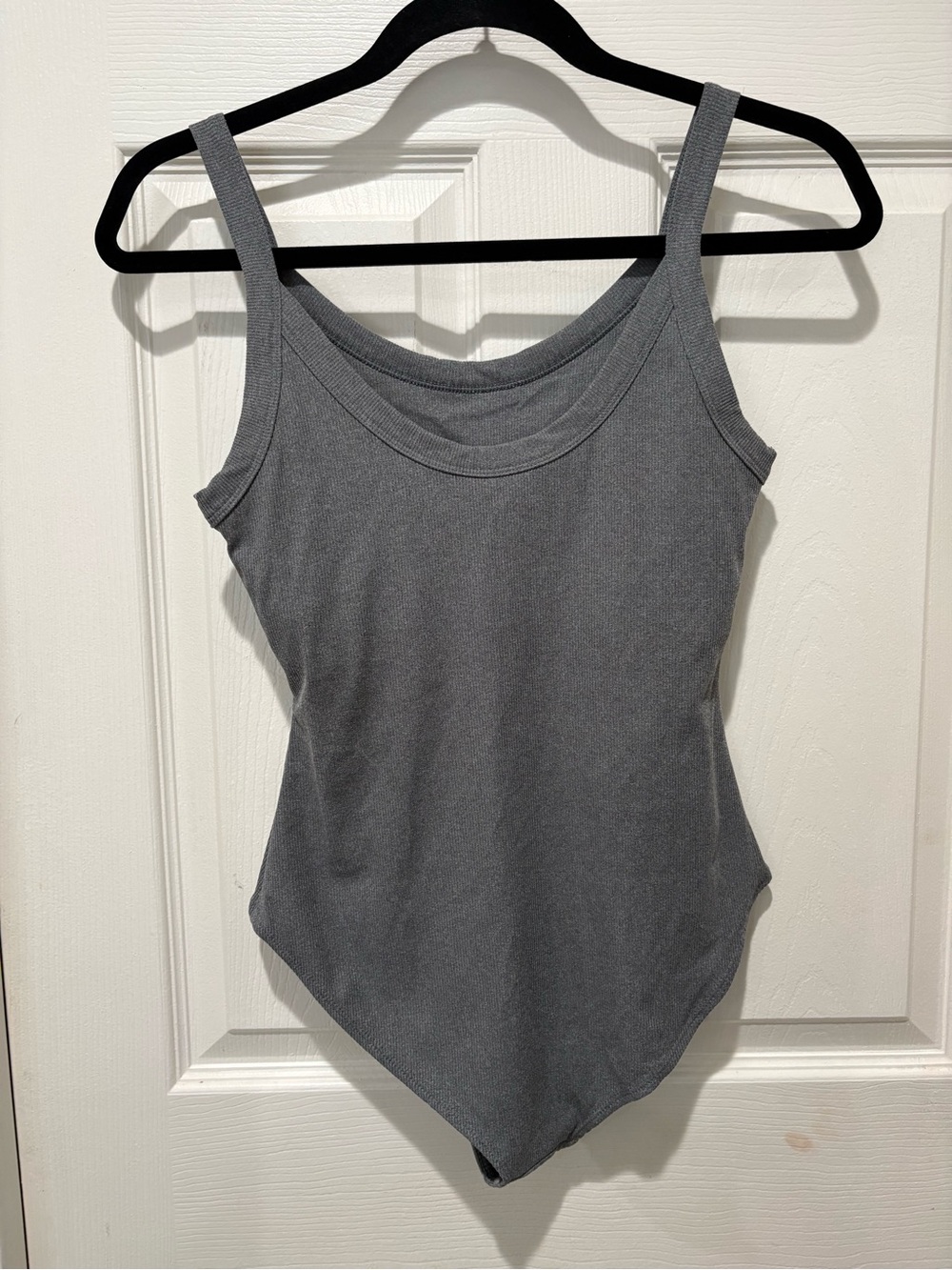 Girlfriend Collective Women's Gray Sleeveless Scoop Neck Bodysuit